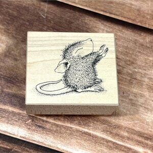 1999 HOUSE MOUSE C351 MUDPIE WARMING HANDS WOOD / RUBBER STAMP BY STAMPA ROSA